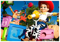 Disneys California Adventure - Entertainment - Pixar Play Parade